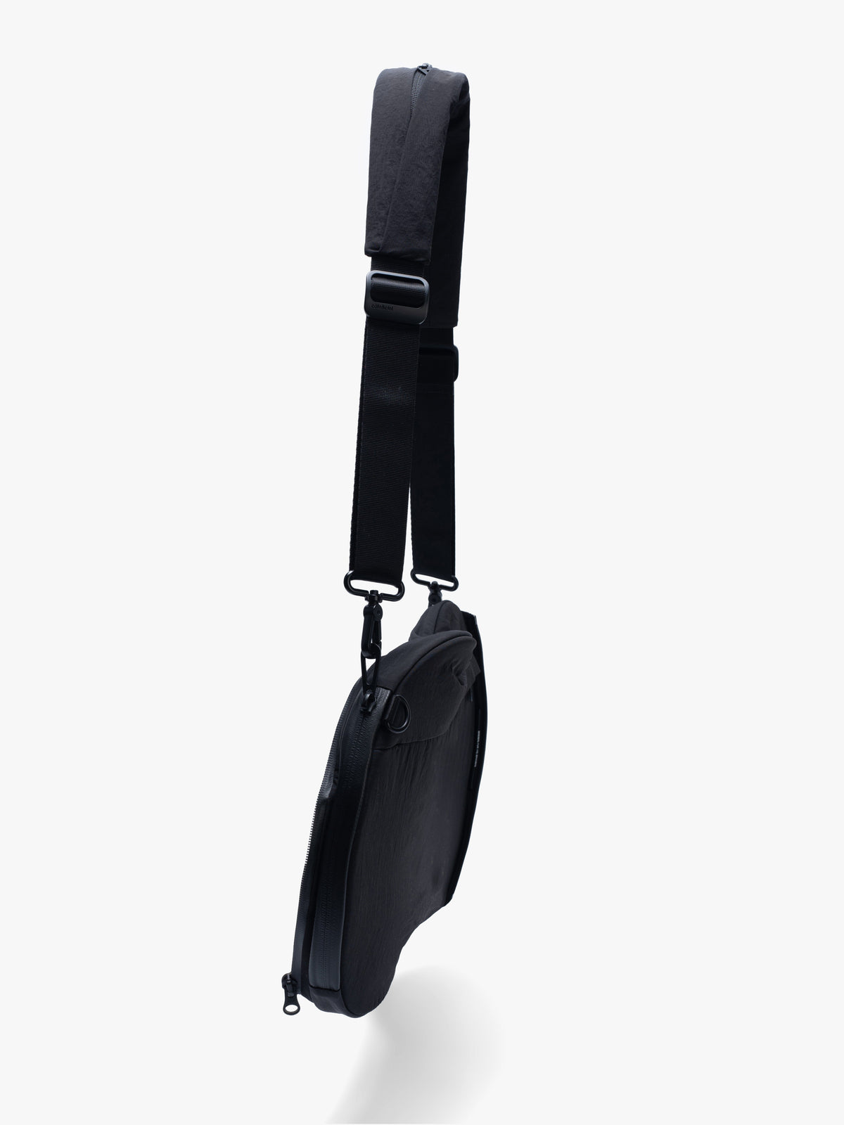 COTE & CIEL - 29261 - Luka Satchel Cross body - Smooth Black
