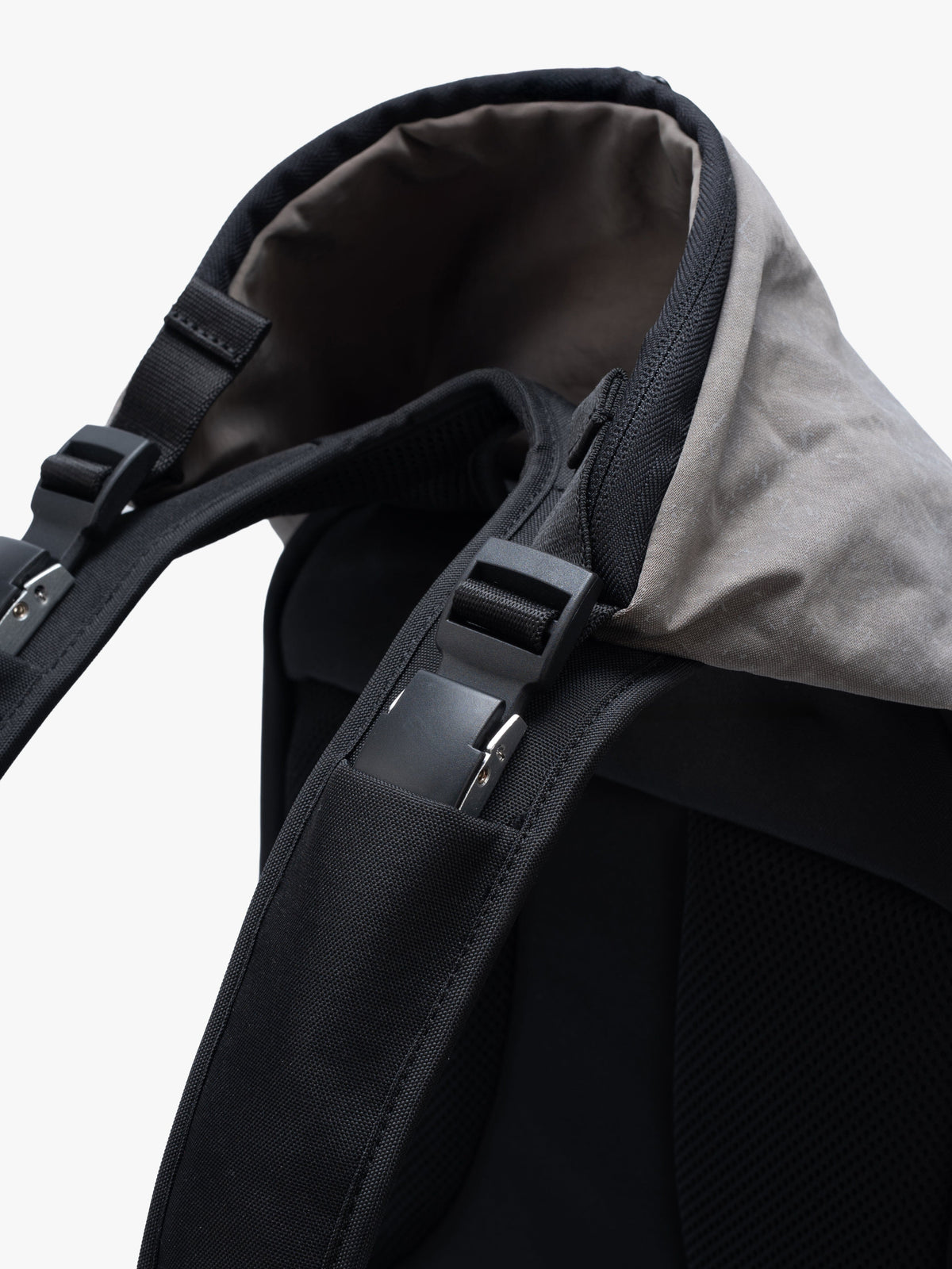 COTE & CIEL - 29279 - Nile S Backpack - Reflective Taupe