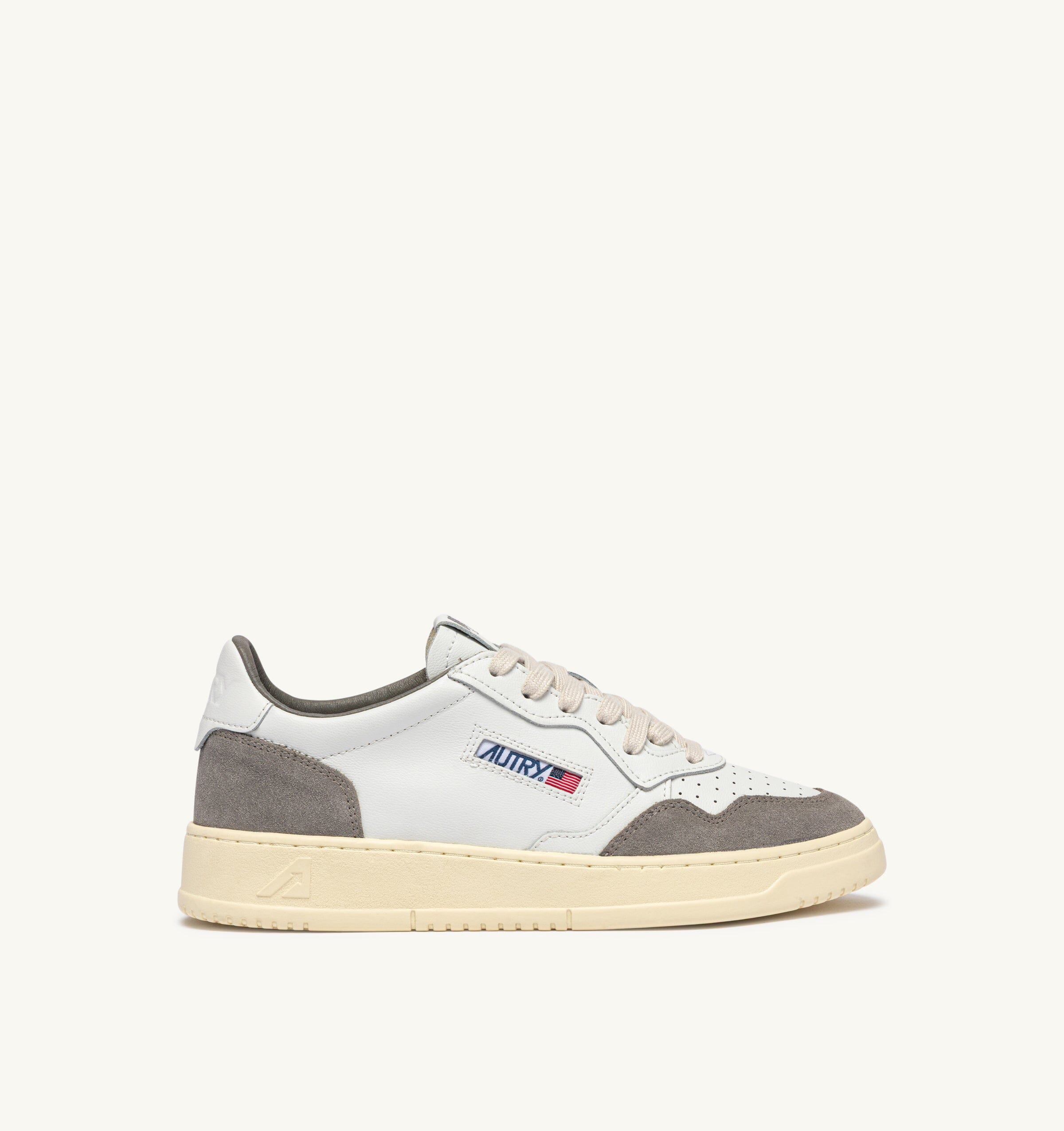AUTRY - AULM FT15 - Sneakers MEDALIST - Bianco cemento Scarpe Uomo AUTRY - Collezione uomo