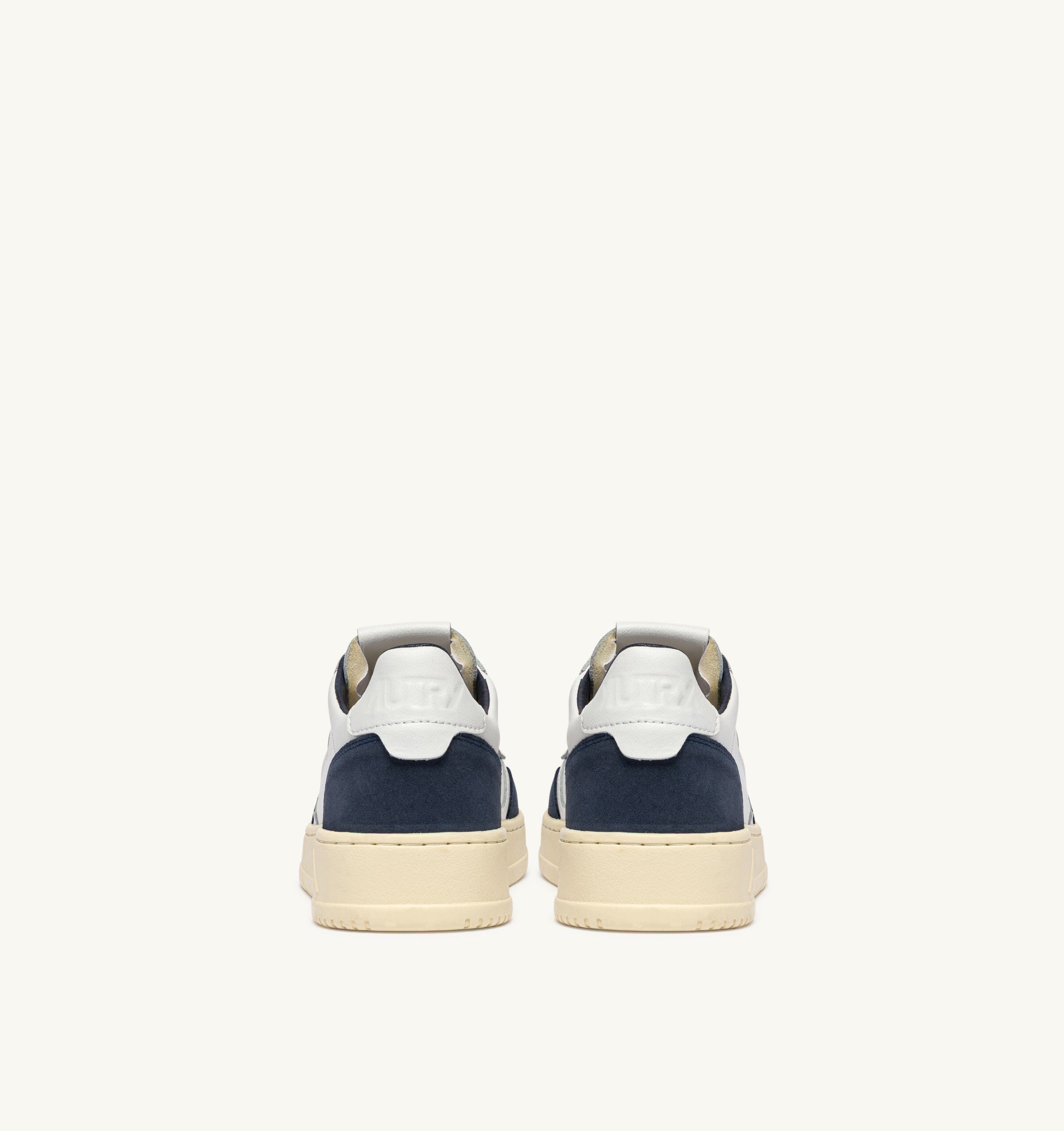 AUTRY - AULM FT22 - Sneakers MEDALIST - Bianco denim Scarpe Uomo AUTRY - Collezione uomo