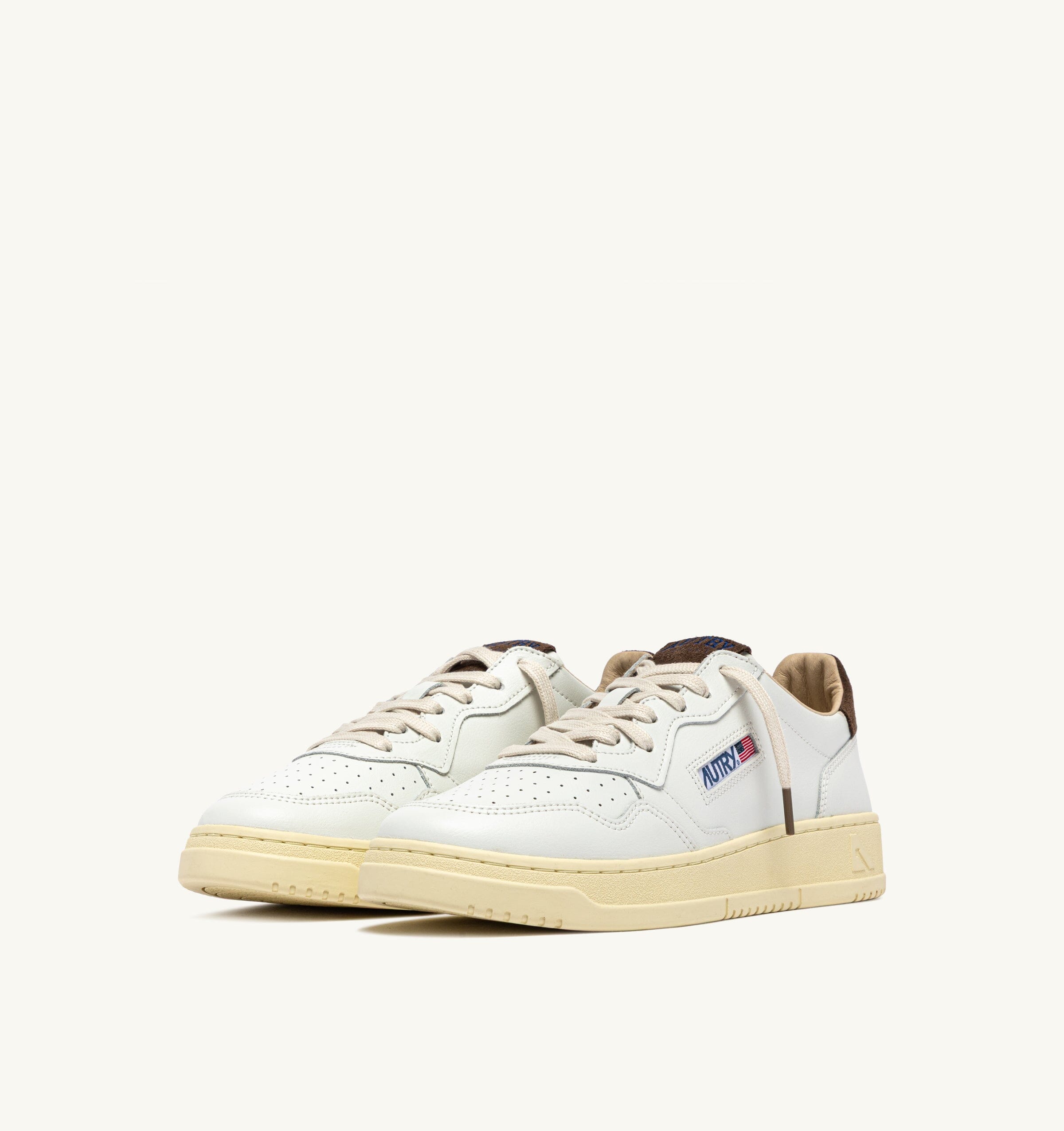 AUTRY - AULM HJ03 - Sneakers MEDALIST - Bianco Marrone Scarpe Uomo AUTRY - Collezione uomo