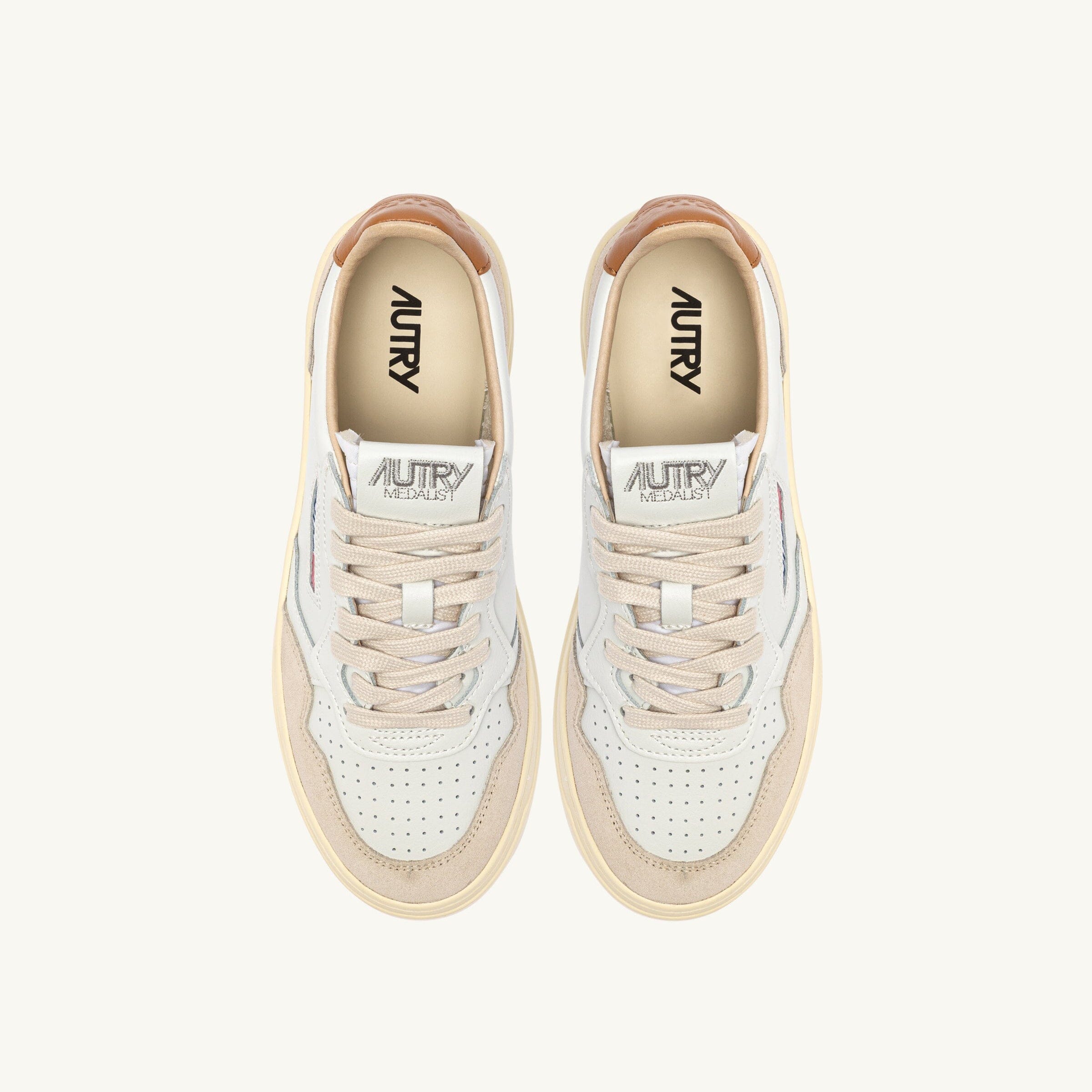 AUTRY - AULM LS16 - Sneakers MEDALIST - Bianco Cuoio Scarpe Uomo AUTRY - Collezione uomo