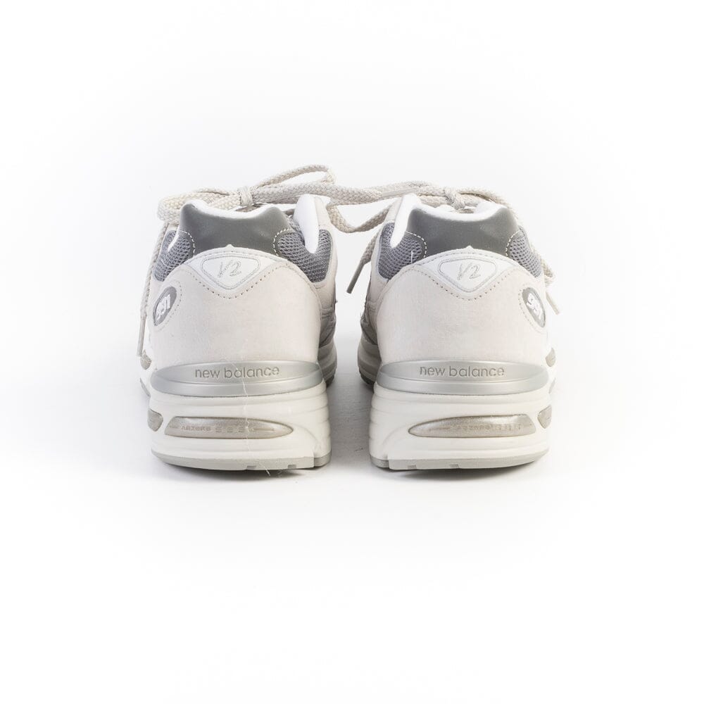 NEW BALANCE - Sneakers - U991LG2 V2 - Grigio Chiaro Scarpe Donna NEW BALANCE - Collezione Donna