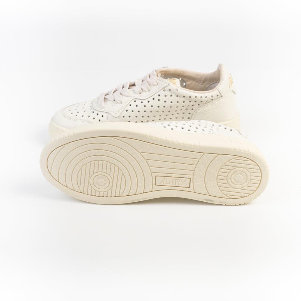 AUTRY - AULW FA04 - Sneakers MEDALIST - Crema Scarpe Donna AUTRY - Collezione donna