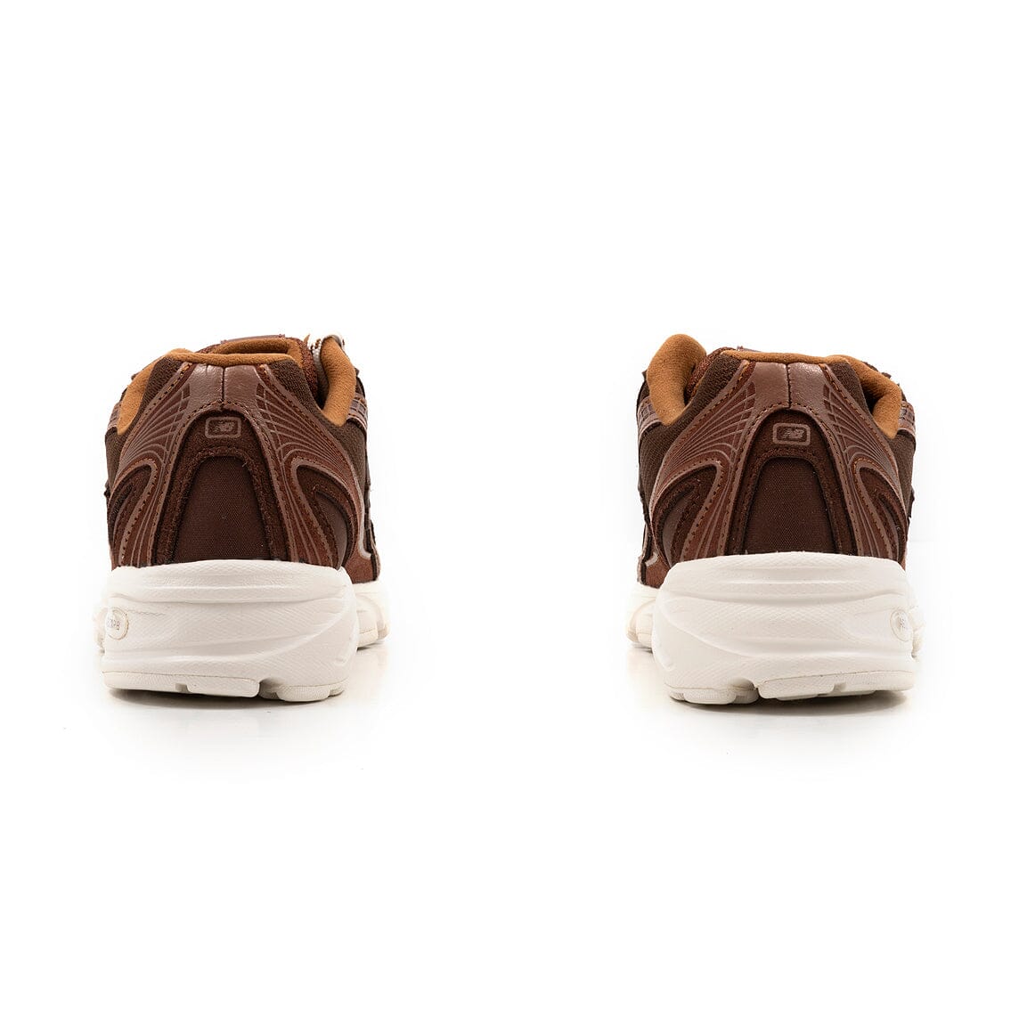 NEW BALANCE - Sneakers U7407IK - Marrone cioccolato Scarpe Donna NEW BALANCE - Collezione Donna