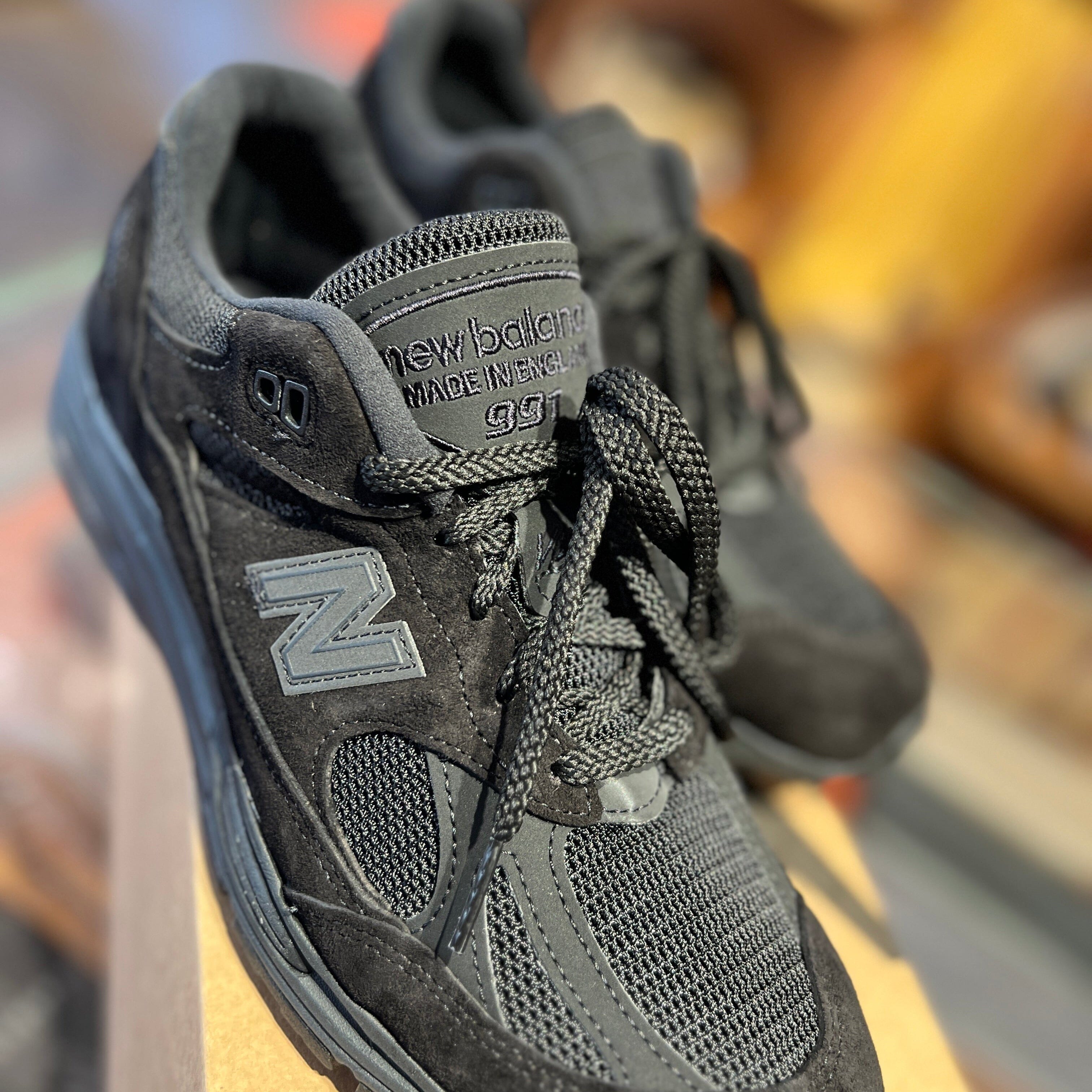 NEW BALANCE - Sneakers - U991KK2 - Nero Scarpe Uomo NEW BALANCE - Collezione Uomo