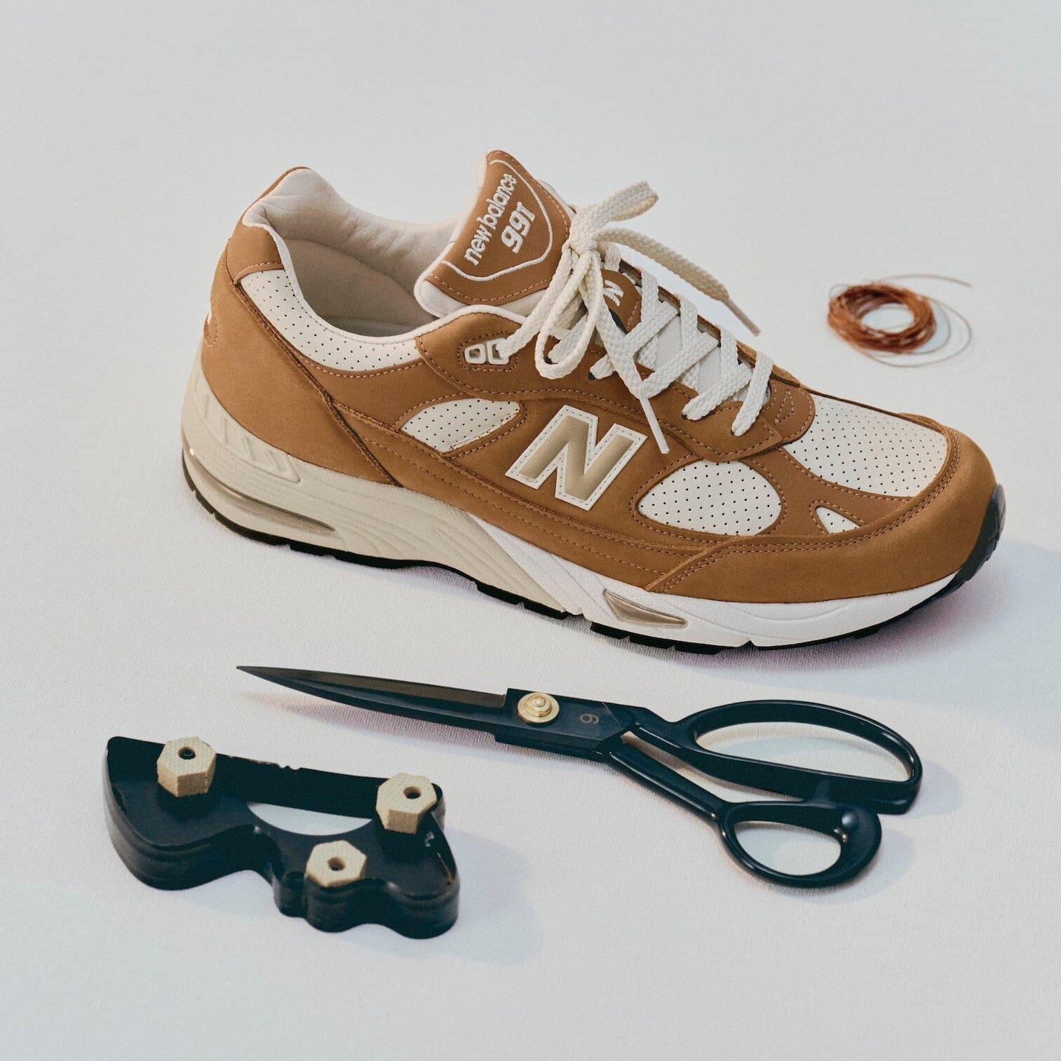 NEW BALANCE - Sneakers - M991TW1 - Pelle Cuoio Scarpe Uomo NEW BALANCE - Collezione Uomo