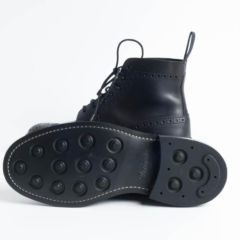 TRICKER'S - Continuativo Brogue Boot - Stow Black oily calf Scarpe Uomo Tricker's
