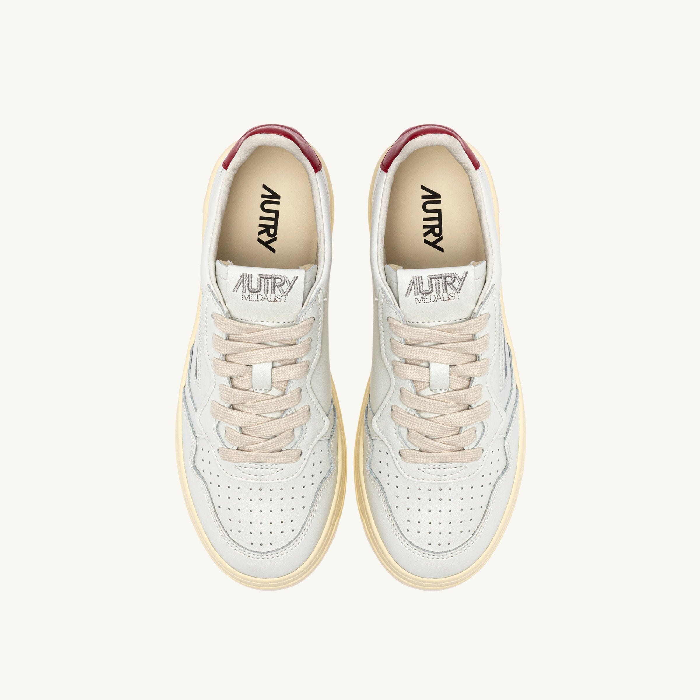 AUTRY - AULM LL33 - Sneakers MEDALIST - Bianco Rosso Scarpe Uomo AUTRY - Collezione uomo 