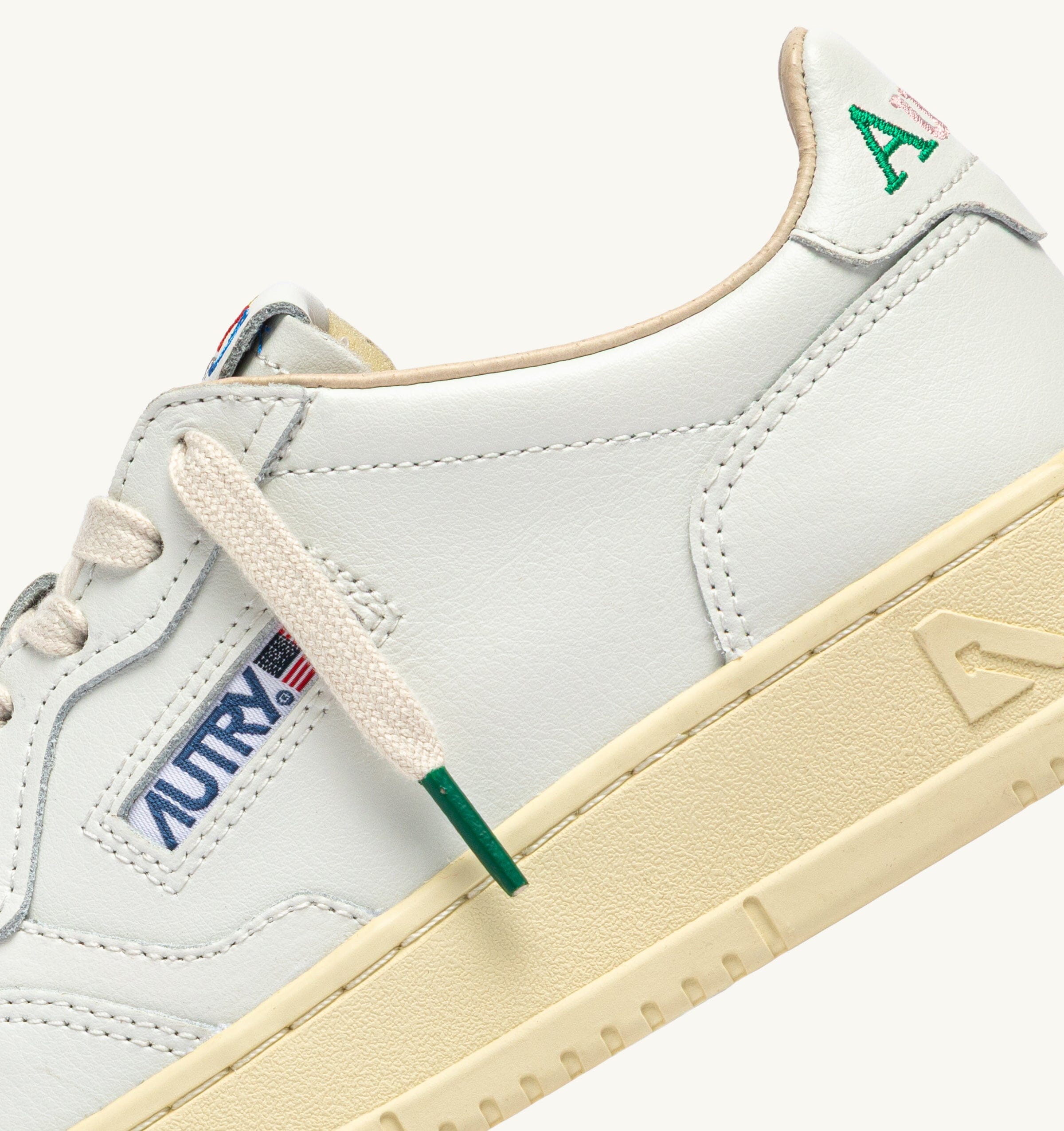 AUTRY - AULW BG01 - Sneakers MEDALIST - Bianco Logo Scarpe Donna AUTRY - Collezione donna 