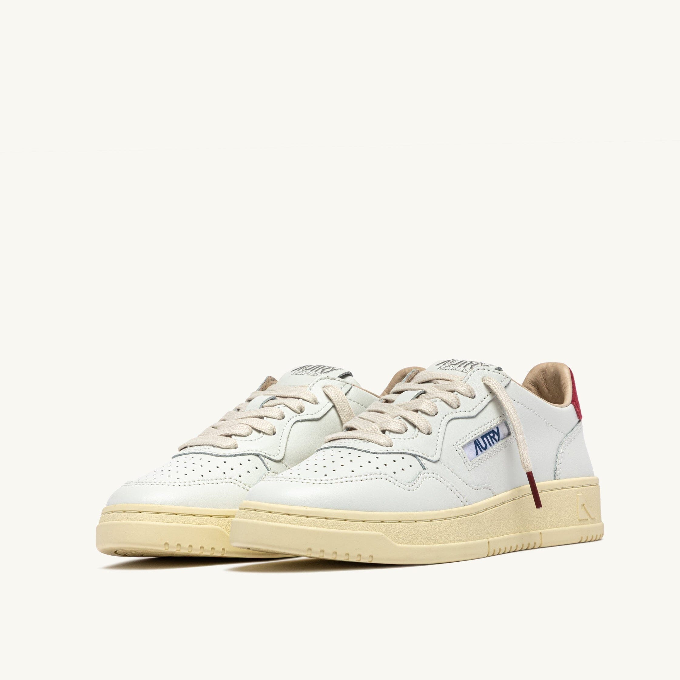 AUTRY - AULW BJ01 - Sneakers MEDALIST - Bianco Deep Claret Scarpe Donna AUTRY - Collezione donna 
