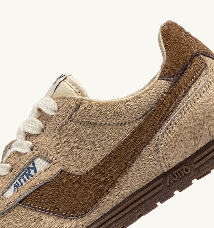 AUTRY - WSLW YN03 - Sneakers WINDSPIN - Pony Beige Scarpe Donna AUTRY - Collezione donna 